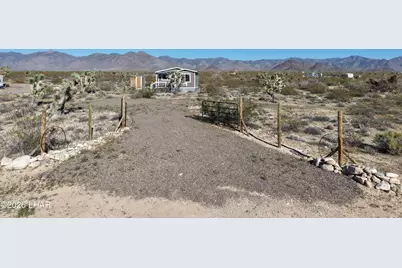 127 S Carrow Rd, Yucca, AZ 86438 - Photo 35