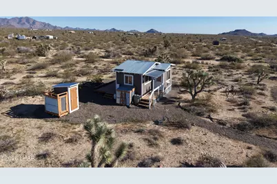 127 S Carrow Rd, Yucca, AZ 86438 - Photo 7