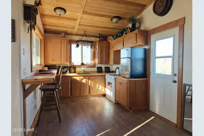 127 S Carrow Rd, Yucca, AZ 86438 - Photo 19