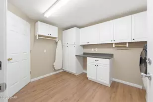 3034 Lake Dr, Lake Havasu City, AZ 86404 - Photo 19