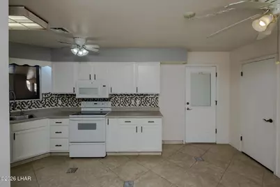 2480 Daytona Ave, Lake Havasu City, AZ 86403 - Photo 15