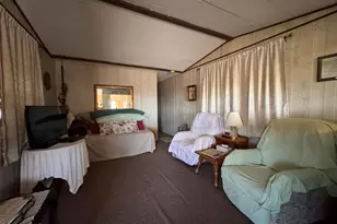 587 W Pyramid St, Quartzsite, AZ 85346 - Photo 7