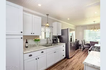 601 Beachcomber Blvd #404, Lake Havasu City, AZ 86403 - Photo 9