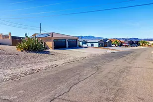 3024 Indian Head Dr, Lake Havasu City, AZ 86406 - Photo 7