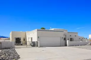 371 Cottonwood Dr, Lake Havasu City, AZ 86403 - Photo 1