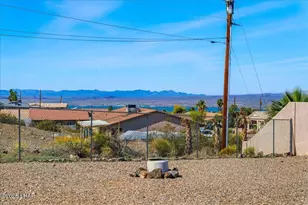 827 Canyon Dr, Lake Havasu City, AZ 86404 - Photo 35