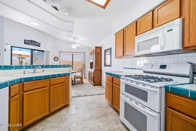 2482 Frederick Ln, Lake Havasu City, AZ 86404 - Photo 13