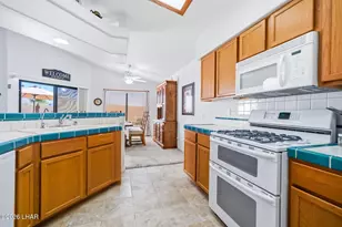 2482 Frederick Ln, Lake Havasu City, AZ 86404 - Photo 13