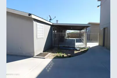 655 W Cowell St, Quartzsite, AZ 85346 - Photo 5