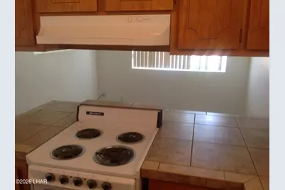 3030 Winterhaven Dr #102, Lake Havasu City, AZ 86404 - Photo 5