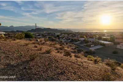 4190 Trimaran Dr, Lake Havasu City, AZ 86406 - Photo 17