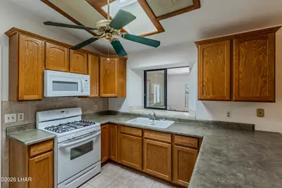 1516 McCulloch Blvd S, Lake Havasu City, AZ 86406 - Photo 17