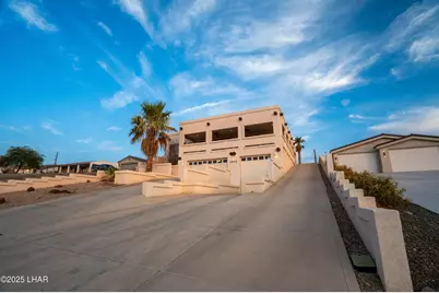 2348 Porpoise Dr, Lake Havasu City, AZ 86404 - Photo 9