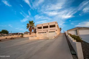 2348 Porpoise Dr, Lake Havasu City, AZ 86404 - Photo 9