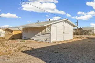 2410 Decker Dr, Bullhead City, AZ 86429 - Photo 35