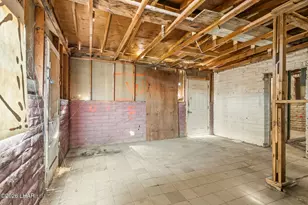 2410 Decker Dr, Bullhead City, AZ 86429 - Photo 13