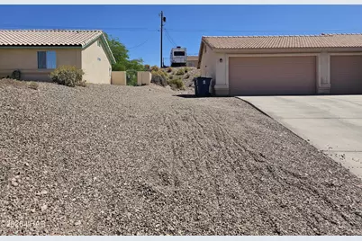 3610 Bluecrest Dr, Lake Havasu City, AZ 86406 - Photo 3