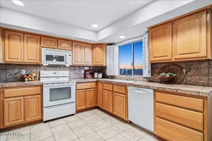 3996 Coral Reef Ct, Lake Havasu City, AZ 86406 - Photo 17