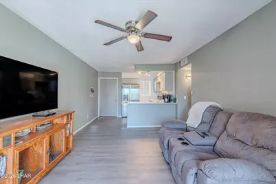 276 N Lake Havasu Ave N #C16, Lake Havasu City, AZ 86403 - Photo 9