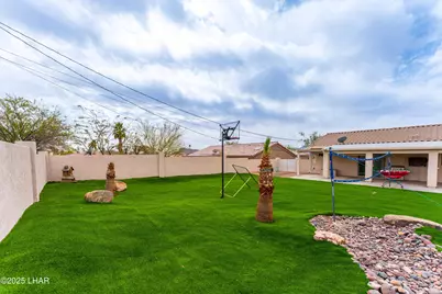 532 Roanoke Dr, Lake Havasu City, AZ 86406 - Photo 3
