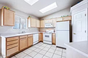 2891 Cumberland Dr, Lake Havasu City, AZ 86406 - Photo 9