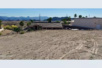 2001 Martinique Dr, Lake Havasu City, AZ 86406 - Photo 15