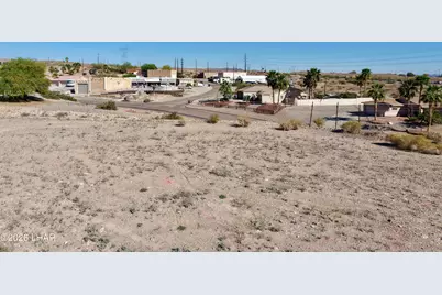 2001 Martinique Dr, Lake Havasu City, AZ 86406 - Photo 13