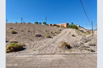 2001 Martinique Dr, Lake Havasu City, AZ 86406 - Photo 3