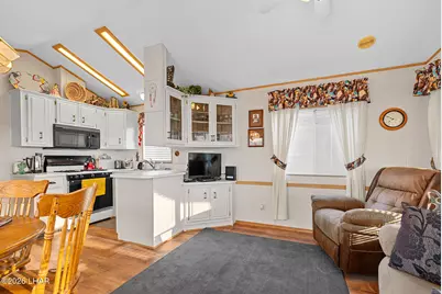 555 Beachcomber Blvd #230, Lake Havasu City, AZ 86403 - Photo 15