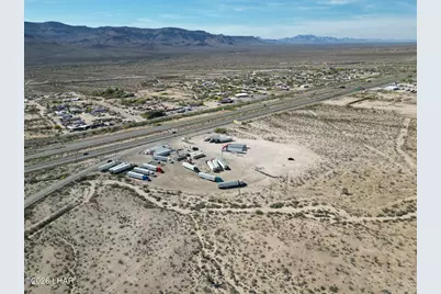 000 Frontage Rd, Yucca, AZ 86438 - Photo 9