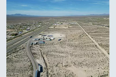 000 Frontage Rd, Yucca, AZ 86438 - Photo 11