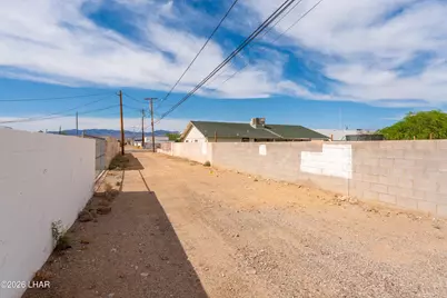 713 S Kofa Ave, Parker, AZ 85344 - Photo 17