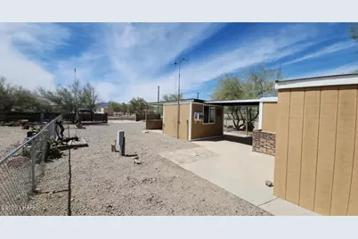 565 S Adobe Ln, Quartzsite, AZ 85346 - Photo 13