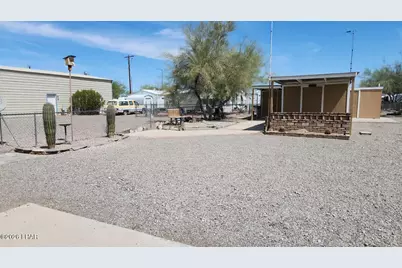 565 S Adobe Ln, Quartzsite, AZ 85346 - Photo 3