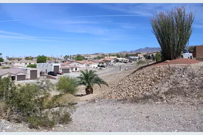 1848 Martinique Dr, Lake Havasu City, AZ 86406 - Photo 13