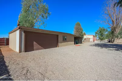 8893 S Calle Del Media, Mohave Valley, AZ 86440 - Photo 67