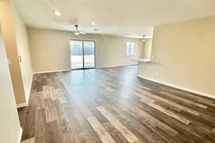 4916 Monarch Dr, Golden Shores, AZ 86436 - Photo 5