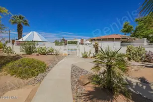 1719 Los Lagos Dr, Lake Havasu City, AZ 86403 - Photo 11