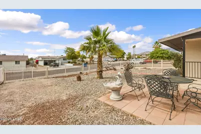 3368 Silver Saddle Dr, Lake Havasu City, AZ 86406 - Photo 11