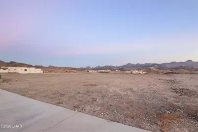 2430 Sunset Rdg Ct W, Lake Havasu City, AZ 86406 - Photo 9