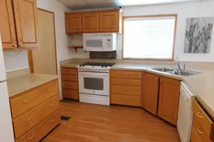 380 N Emelia Ave, Quartzsite, AZ 85346 - Photo 13