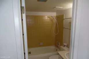 1835 Montana, Lake Havasu City, AZ 86403 - Photo 11