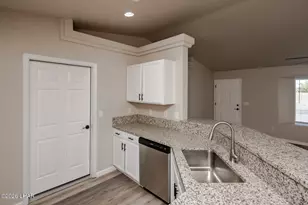 2660 Tanglewood Dr, Lake Havasu City, AZ 86403 - Photo 17