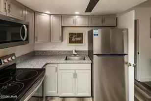 256 S Lake Havasu Ave S, Lake Havasu City, AZ 86403 - Photo 5