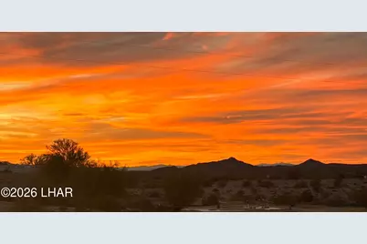 1004 Stage Coach Trails, Yucca, AZ 86438 - Photo 7