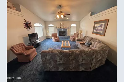 1210 Palmas Dr, Lake Havasu City, AZ 86404 - Photo 9