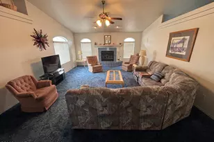 1210 Palmas Dr, Lake Havasu City, AZ 86404 - Photo 9