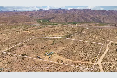 11937 E Cats Claw Trl, Kingman, AZ 86401 - Photo 1