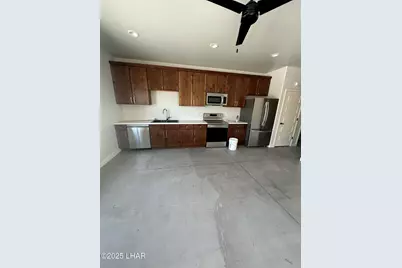 3556 Kearsage Dr #E101, Lake Havasu City, AZ 86406 - Photo 3