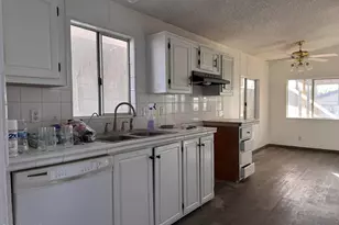 308 N Moonlight Dr, Parker, AZ 85344 - Photo 5